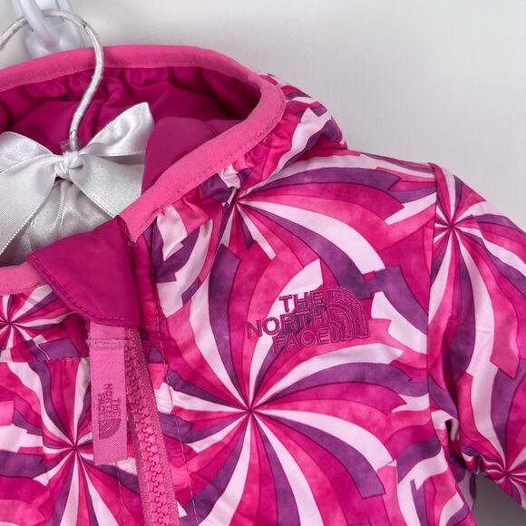 The North Face Infant Reversible Perrito Jacket 6-12 Months - Picture 5 of 12
